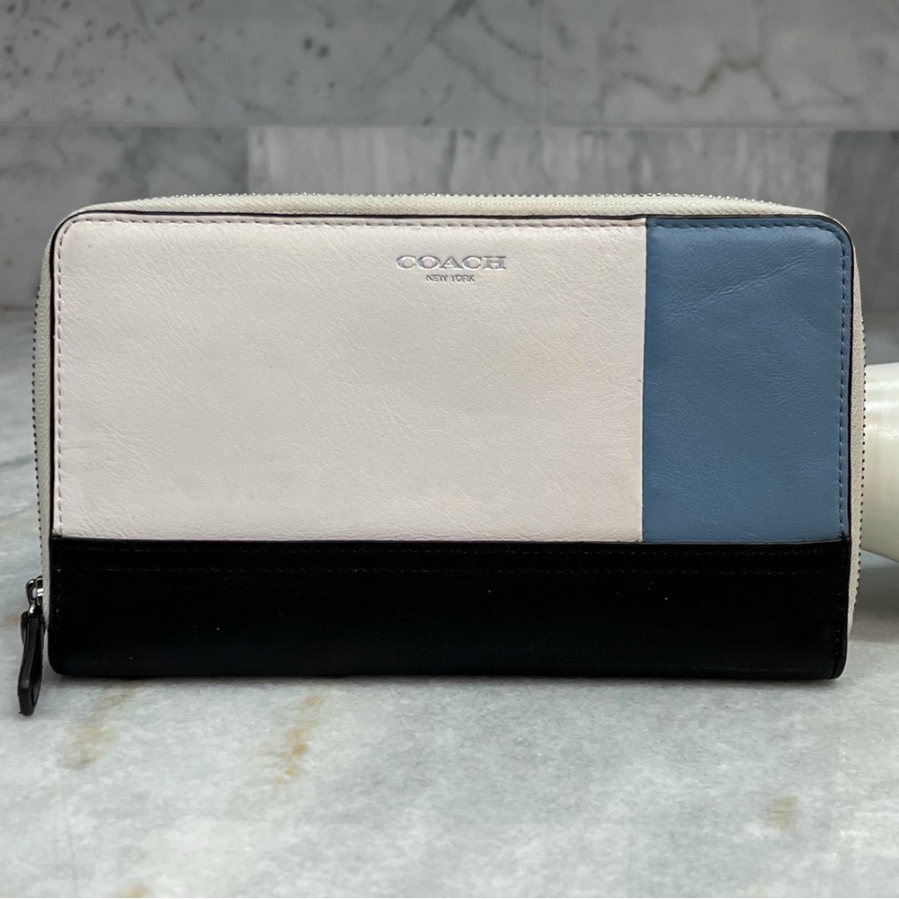 COACH Colorblock Large Continental Zip Around Leather Wallet